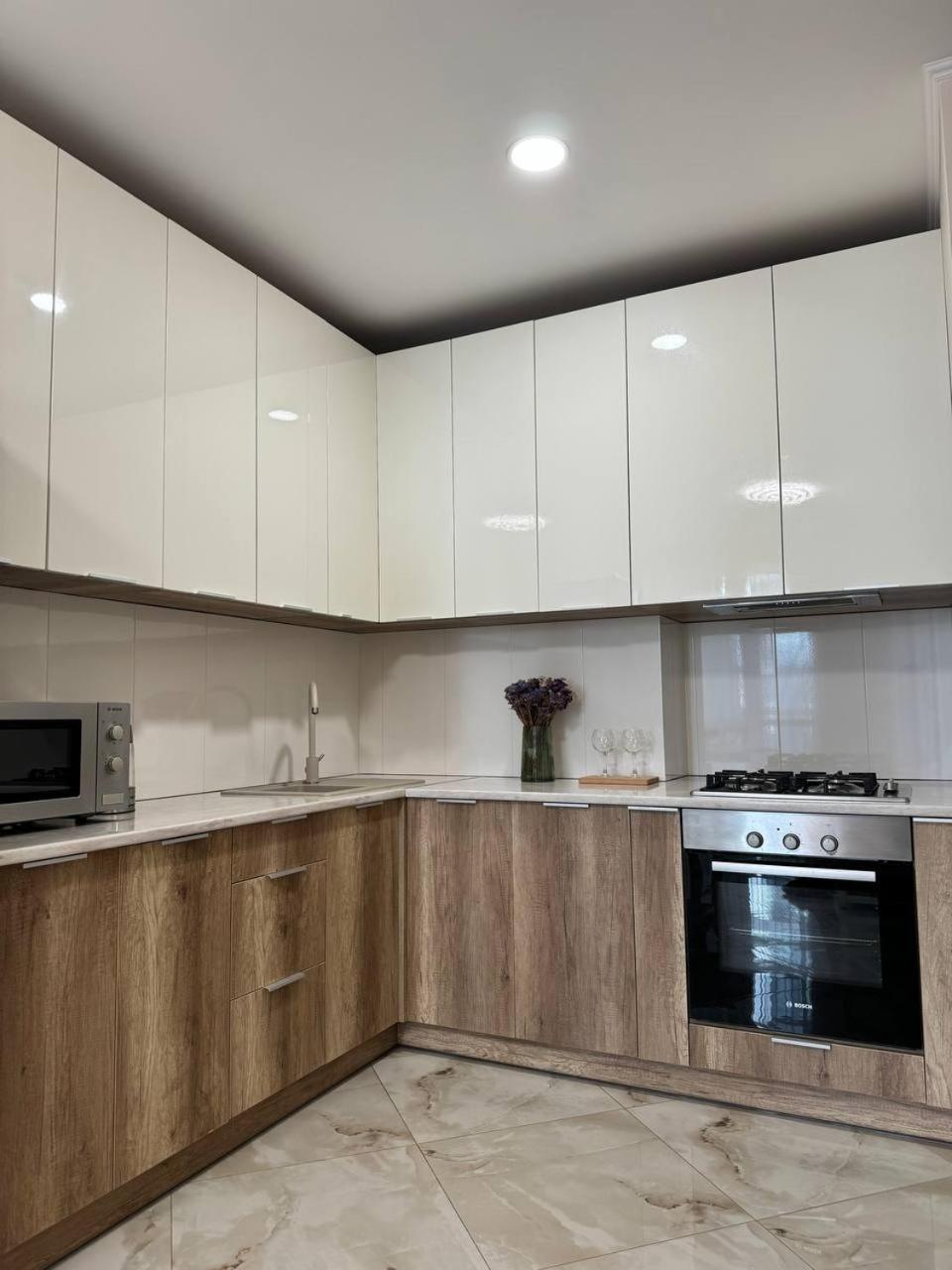 Avalon Time Apartment 利沃夫 外观 照片